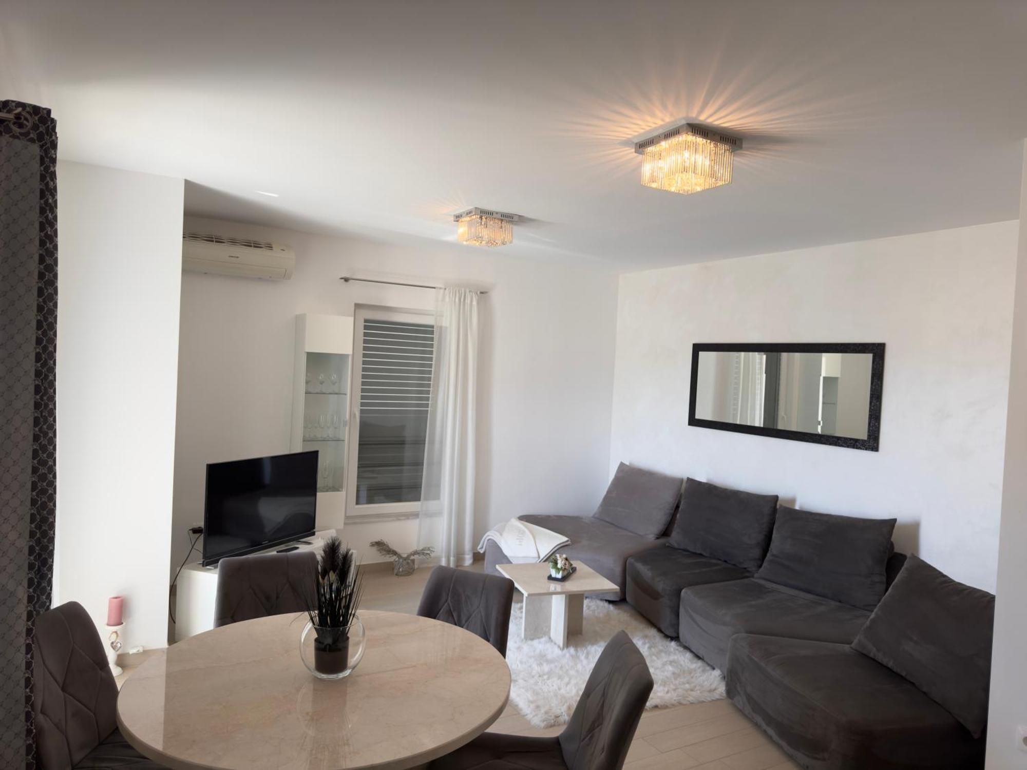 Apartment Josip 2 Tribalj Exteriör bild